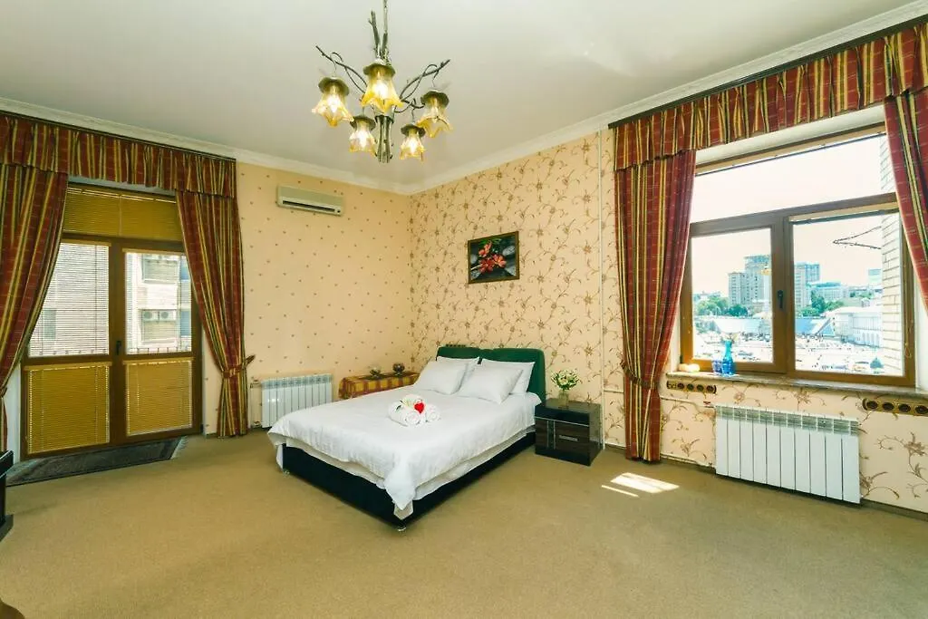 Apartment With View On Inpedendence Square Khreshchatyk Kiev 0*,